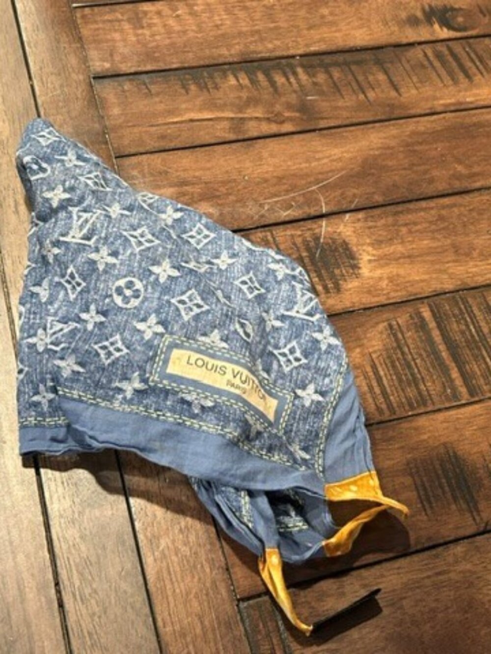 Louis Vuitton Scarf